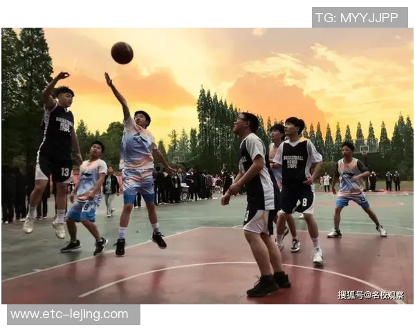 打篮球秀明星视频展现运动魅力与偶像风采的精彩瞬间 打篮球秀明星视频展现运动魅力与偶像风采的精彩瞬间